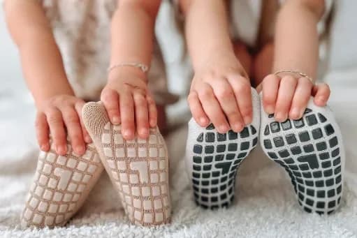 5 Reasons Hey Kiddos Grip Socks Are Worth It (And Where to Get Them)